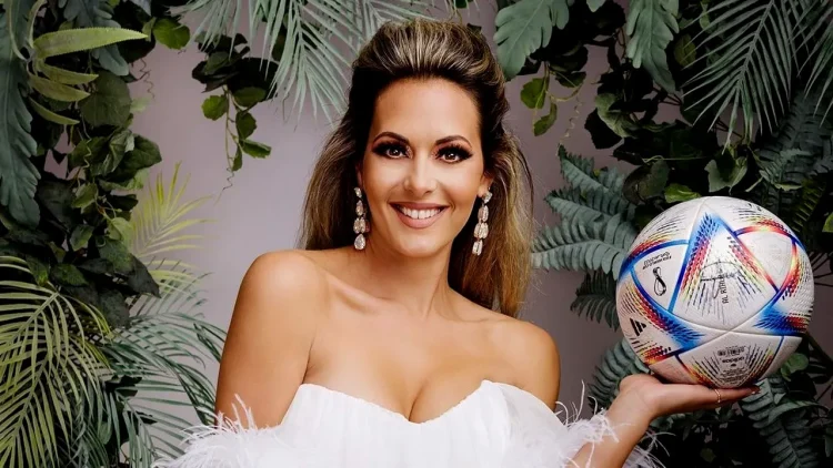 Cea mai sexy prezentatoare de la TVR Sport, provocatoare înainte de emisie: „Prea frumoasă, prea adevărat” | GALERIE FOTO Cea mai sexy prezentatoare de la TVR Sport, provocatoare înainte de emisie: „Prea frumoasă, prea adevărat” | GALERIE FOTO