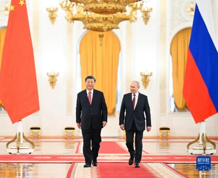 Declarație cu repetiție anti-SUA și anti-NATO semnată de Putin și Xi la Moscova: Rusia şi China sunt ”preocupate” de prezenţa în creştere a NATO în Asia