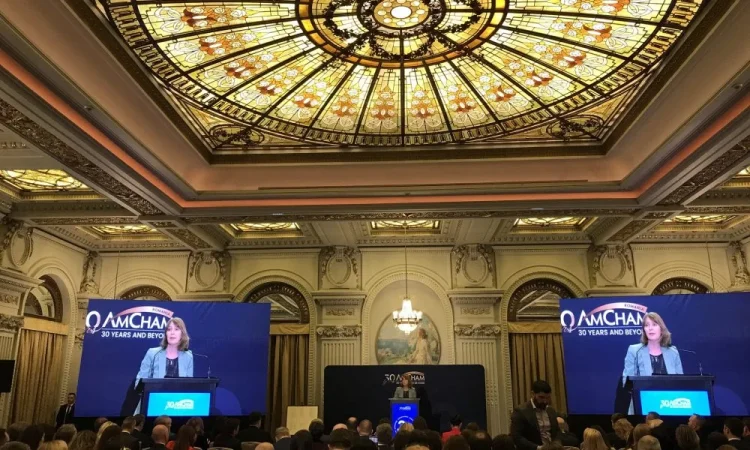 Ambasadoarea SUA la București va depune eforturi pentru a ”extinde prezența companiilor și investițiilor americane” în țara noastră: Vom continua să sprijinim România în lupta împotriva corupției