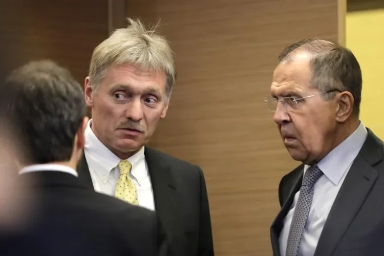 Kremlinul confirmă că se așteaptă la un război „hibrid” de durată cu Occidentul