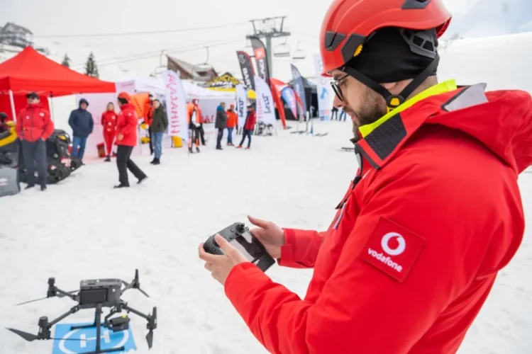 „Te rog rămâi pe loc, te vom recupera!” Tehnologia care salvează vieți