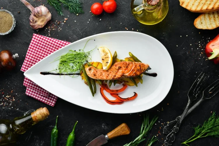 Alimente-cheie pentru o minte sănătoasă: Top 10 superalimente care susțin starea de spirit și funcționarea cognitivă Alimente-cheie pentru o minte sănătoasă: Top 10 superalimente care susțin starea de spirit și funcționarea cognitivă