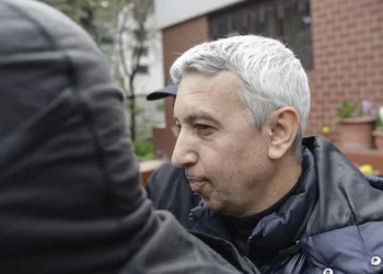 Fostul patron al OTV Dan Diaconescu, acuzat de act sexual cu minor şi folosire a prostituţiei infantile / UPDATE: Diaconescu, reținut pentru 24 de ore