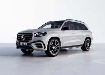 Facelift pentru Mercedes-Benz GLS. Toate motoarele au primit o formă de electrificare – GALERIE FOTO Facelift pentru Mercedes-Benz GLS. Toate motoarele au primit o formă de electrificare – GALERIE FOTO
