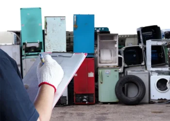 Ziua Pământului. Românii produc 100.000 de tone de deșeuri electronice pe an. Doar 35% sunt reciclate