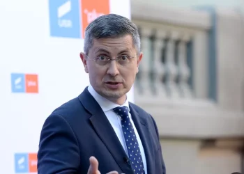 USR: Dan Barna a fost ales vicepreşedinte al partidului liberal european ALDE la Congresul de la Stockholm USR: Dan Barna a fost ales vicepreşedinte al partidului liberal european ALDE la Congresul de la Stockholm