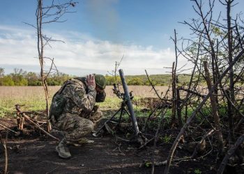 VIDEO Rușii pun toate tunurile pe Bahmut. Imagini apocaliptice din orașul asediat de aproape 10 luni
