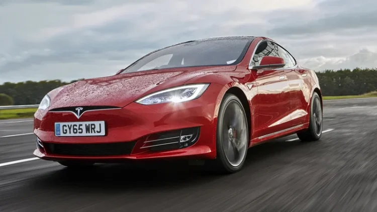 Eco-friendly și elegant: Cele mai bune autoturisme hibride din 2023