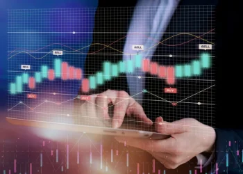 În ce companii și-au investit banii românii în primele 4 luni din 2023 În ce companii și-au investit banii românii în primele 4 luni din 2023