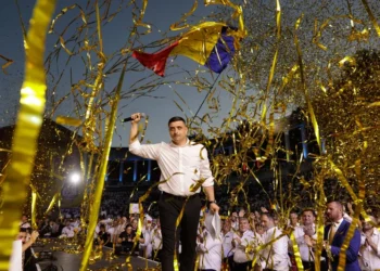 George Simion, nimic despre Rusia, în timp ce românii din Odesa se feresc de bombele Kremlinului – Galerie foto