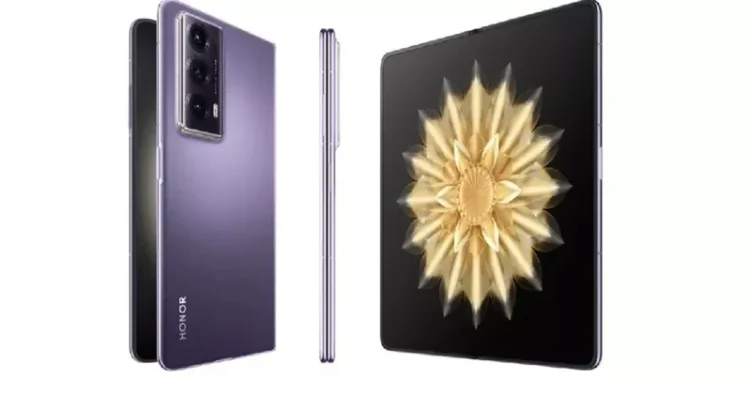 [FOTO] Cel mai nou și subțire telefon pliabil din lume a ajuns să depășească Apple