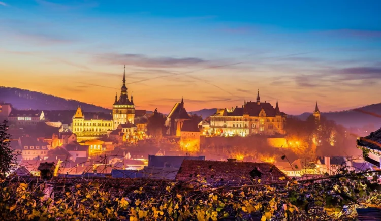 8 locuri de vizitat lângă Sighișoara care-ți vor oferi o experiență de neuitat 8 locuri de vizitat lângă Sighișoara care-ți vor oferi o experiență de neuitat