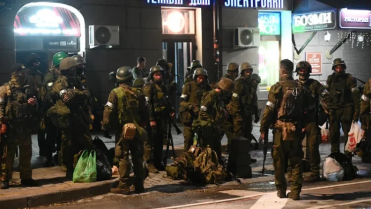 Trimiși în Rusia, în concediu, luptătorii Wagner se îmbată în gări și nu mai ajung acasă. Rudele se plâng pe un grup de pe Telegram