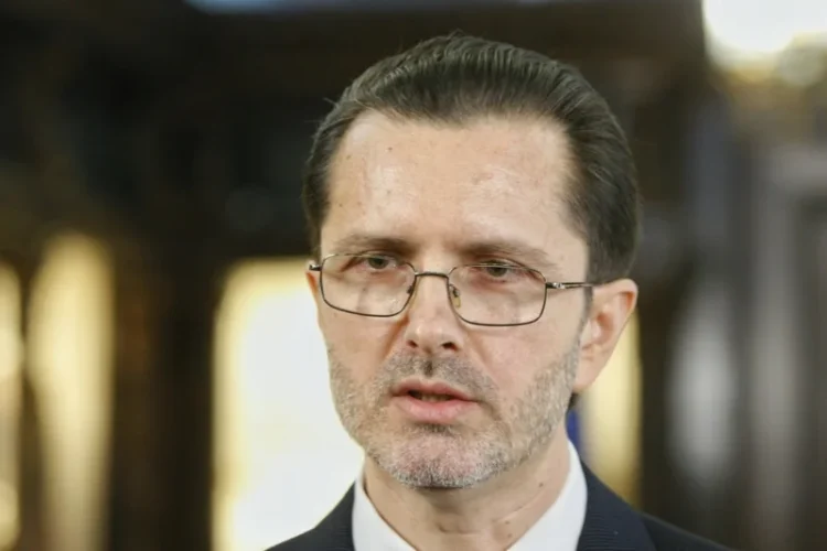 De ce NU a tăcut Vasile Bănescu