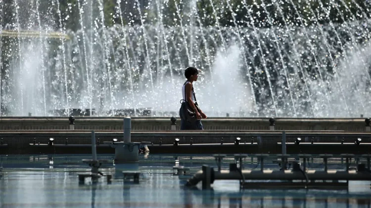 România, sub avertizare meteo de caniculă. Cod portocaliu în 12 județe, unde sunt așteptate temperaturi de peste 41 de grade