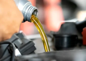 Care e cel mai bun ulei de motor și când trebuie făcut schimbul de ulei?