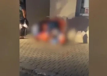 Reacție scandaloasă a primarului din Urziceni unde o femeie a născut pe trotuar în fața spitalului: „Săraca asta dacă nu știe de capul ei…”