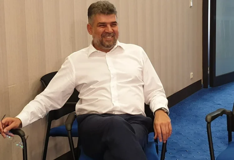 Deficitul a crescut într-o lună cu 14 miliarde. Soluția lui Boloș: Nu mai cumpărați hârtie igienică la bax! Ciolacu promite deficit sub 6%