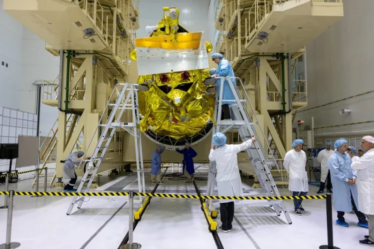 Rusia va evacua un sat pentru a lansa primul său lander către Lună după jumătate de secol