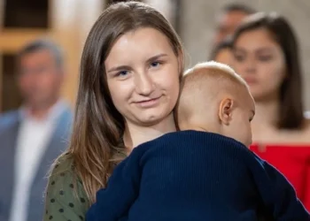 Cazul tinerei din Botoșani care a murit în spital. Consiliul Județean acordă 30.000 de lei pentru familia Alexandrei