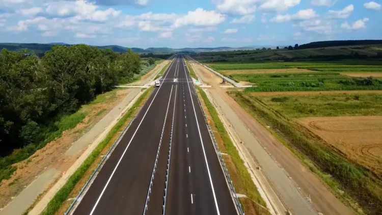 După 50 de ani și milioane de promisiuni, România a ajuns la 1.000 KM de autostradă și drumuri expres