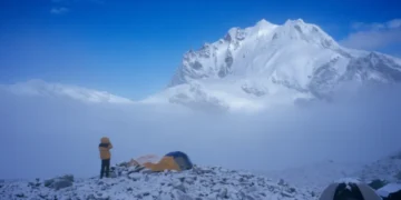 Încălzirea globală crește numărul morților în Himalaya. Clima schimbă regulile pentru alpiniști