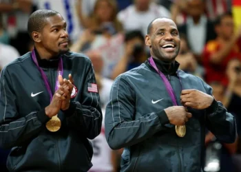 SUA vrea revanșa! LeBron James a început să sune vedetele din NBA pentru a le chema la Jocurile Olimpice » Cine e gata să meargă la Paris