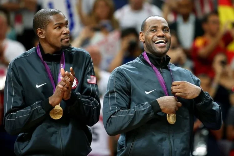 SUA vrea revanșa! LeBron James a început să sune vedetele din NBA pentru a le chema la Jocurile Olimpice » Cine e gata să meargă la Paris