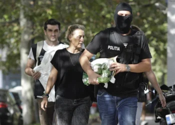 „Îi invit din nou la cimitir, la copilul meu”. Tatăl Robertei, tânără omorâtă de șoferul drogat, reacționează după arestarea Mirunei Pascu