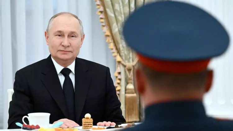 Vladimir Putin a semnat decretul pentru mobilizarea militară de toamnă, pe fondul pierderilor din Ucraina. Câți recruți sunt chemați