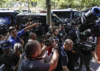 Declarația prietenei lui Vlad Pascu, care ar fi fost amenințată de Miruna Pascu pentru a nu-i denunța fiul / Vlad Pascu, cercetat și pentru că și-ar fi pus la dispoziție casa pentru consum de droguri / Detalii din anchetă – FOTO