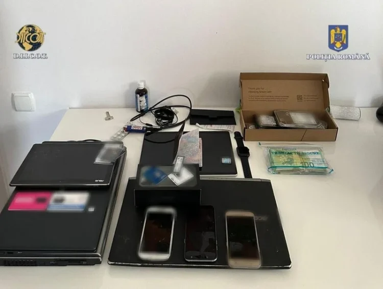 Românii care au creat o pagină web falsă, asemănătoare uneia oficiale pe care se vindeau mașini: Au furat datele bancare ale celor care o accesau