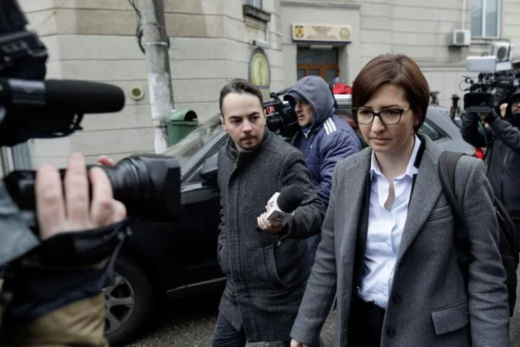 Fostul ministru Ioana Mihăilă, la DNA în dosarul achiziției de vaccinuri anti-COVID: În mandatul meu nu a expirat niciun vaccin. Au fost revândute sau donate / Pusă oficial sub urmărire penală