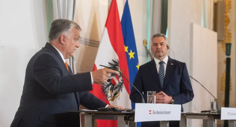 Politico: Zvonuri privind reînvierea Austro-Ungariei