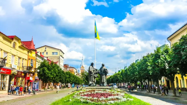 Transcarpatia, regiunea din Ucraina pe care liderii de extremă dreapta din Ungaria și România vor să o revendice: 81% ucraineni, 12% maghiari și 2,6% români