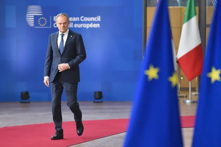 Donald Tusk face apel la trezirea capitalelor din UE după discursul lui Putin: Europa trebuie să egaleze potențialul militar al Rusiei