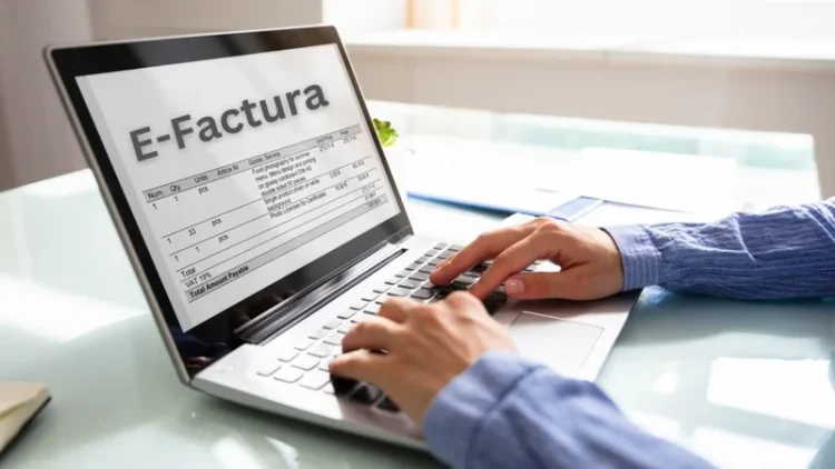 Cum va arăta e-Factura simplificată pentru volume mari de facturi. Ministrul de Finanțe face reparații din mers cu o lună și jumătate înainte să fie împărțite amenzi