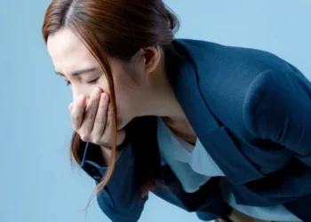 Cauze si tratament pentru starile de greata si varsaturi la pacientii cu cancer