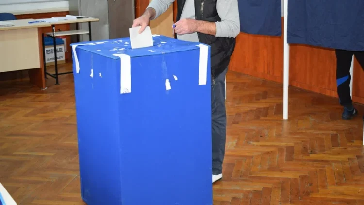 Comasarea alegerilor nu este justificată. Ce probleme are ordonanța prin care se mută data alegerilor