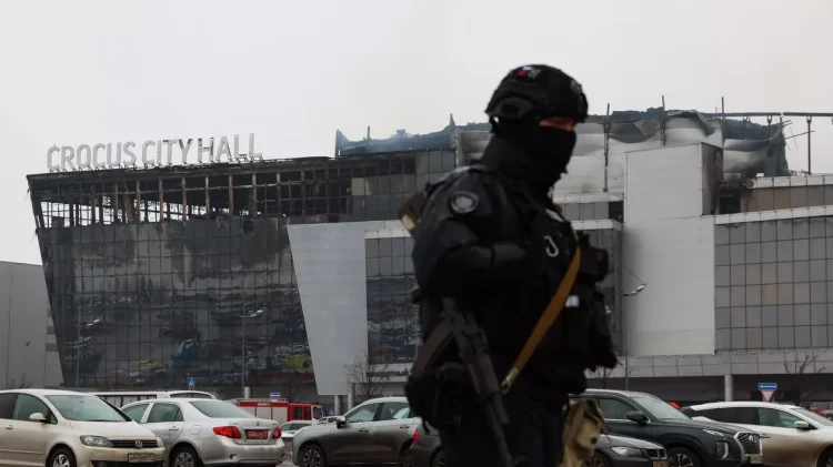 Nici măcar apropiații lui Vladimir Putin nu cred că Ucraina a fost în spatele atacului armat de la Moscova, dezvăluie Bloomberg