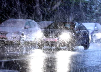 Accuweather a modificat prognoza pentru București. Iarna se întoarce în luna martie. Când va ninge în Capitală