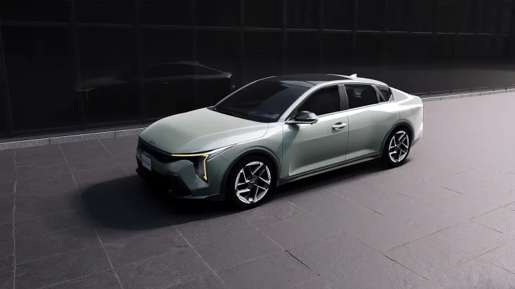 Noua Kia K4 2025: sedanul compact ce va înlocui Ceed