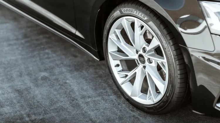 Importanța anvelopelor de vară. De ce să nu folosești anvelope de iarnă pe timp de vară?