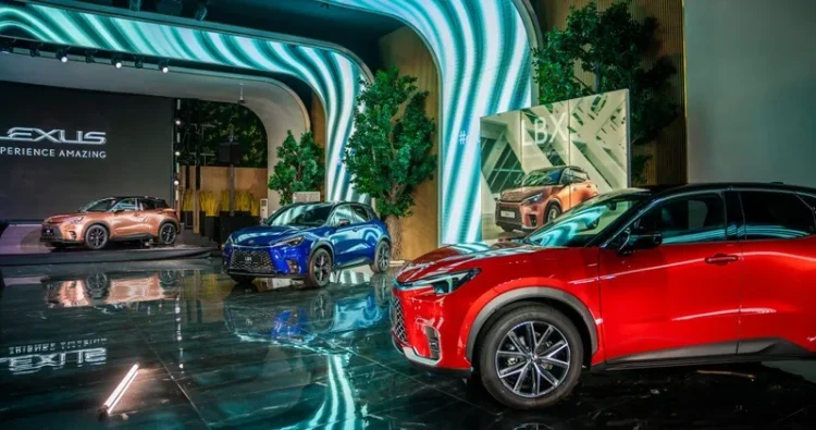 Crossoverul hibrid Lexus LBX, lansat în România. Care sunt prețurile