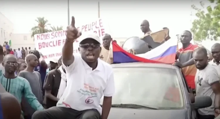 De ce prinde propaganda rusă în Africa