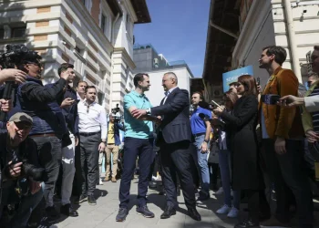 „Atacați-l pe Nicușor Dan, PNL nu ia 20% în București”. Strategia PNL pentru Capitală / Ce partid crește mult în sondaje