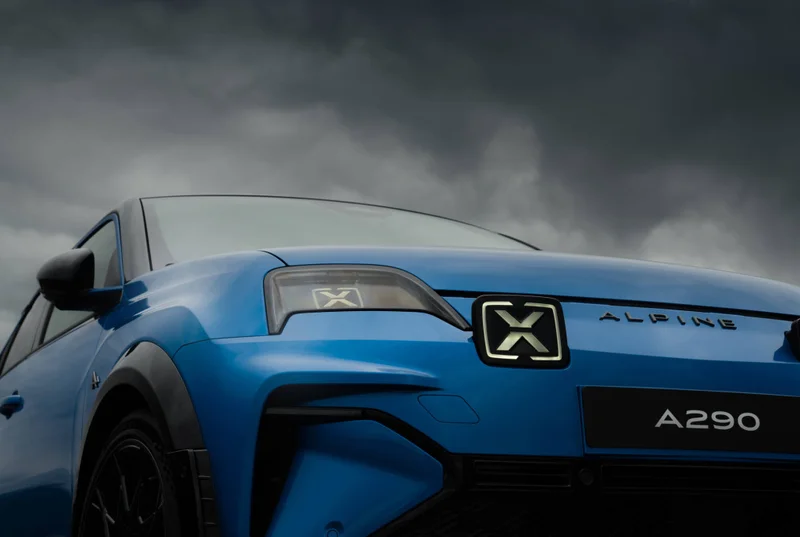 Alpine A290 b