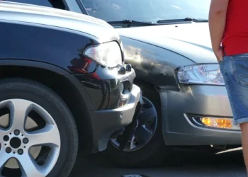 Se consideră accident sau tentativă de omor dacă lovești intenționat o altă mașină în trafic? | VIDEO Se consideră accident sau tentativă de omor dacă lovești intenționat o altă mașină în trafic? | VIDEO