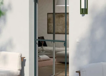 Plasa insecte: Solutia ideala pentru a scapa de tantari si muste