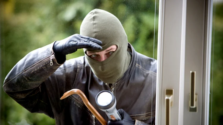 Val de spargeri în toată țara